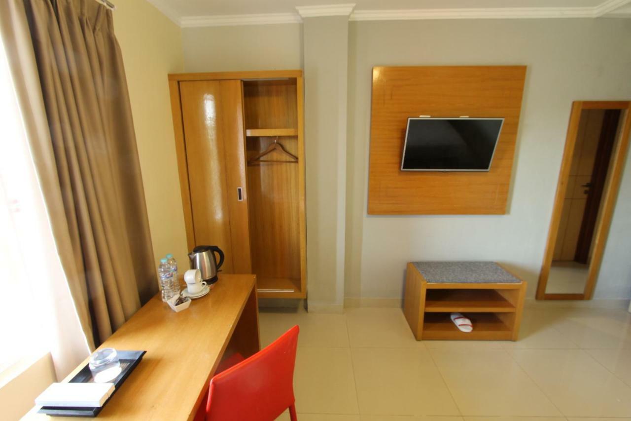 Hotel Maleosan Manado